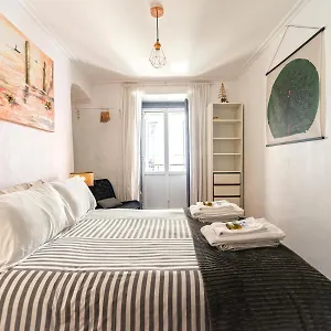 bairro-alto-flavour-two.hotels-lisbon-portugal.com/